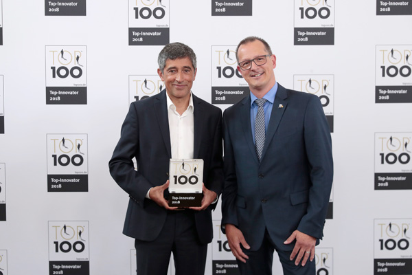 Bild: HARTING, weltweit führender Anbieter von industrieller Verbindungstechnik, freut sich über die Auszeichnung als Innovationsführer des deutschen Mittelstands ...