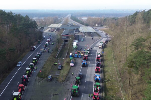 Bild: Bauernproteste: EU-Kommission will Umweltregeln lockern