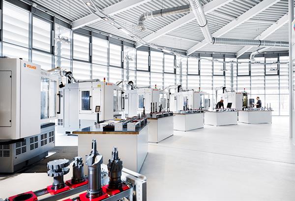 Bild: Damit ein System smart werden kann, ist es nötig, Prozesse funktionsübergreifend zu automatisieren. Dies gilt im Kleinen wie im Großen ...