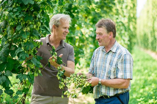 Bild: 23,6 Millionen Euro Umsatz, ein Gesamtausstoß von 206.100 Hektolitern Bier, alkoholfreien Getränke und Handelswaren und 440.000 Euro Investment in das hauseigene Wasserwerk. 