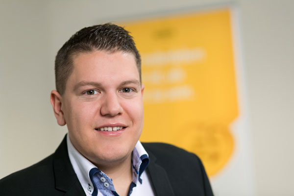 Bild: Seit 110 Jahren trägt Österreichs führendes Hörakustikunternehmen Neuroth die Botschaft „Besser hören, besser leben“ in die Welt und verhilft seinen Kunden zu mehr Lebensqualität.