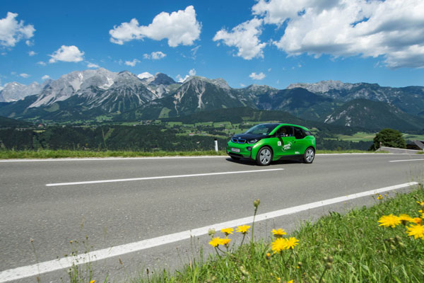 Bild: Die Urlaubsregion Schladming-Dachstein setzt seit Langem auf Ökologisierung und E-Mobilität, nun wird ein weiteres neues Angebot speziell für umweltbewusste Gäste präsentiert.