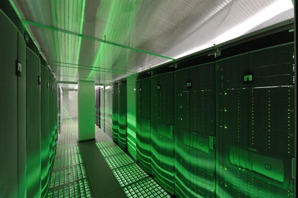 Bild: SAP will Unternehmen helfen, die Kundenbeziehungen weiter zu stärken und Kunden stärker an sich zu binden. Der Softwarekonzern definiert daher seine eigene CRM-Suite neu.