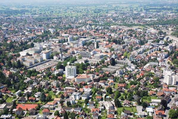 Bild: Steigende Exportzahlen, hohe Innovationskraft, umweltverträgliches Wachstum – so rosig sieht die Entwicklung des aufstrebenden Wirtschaftsstandortes Vorarlberg aus.