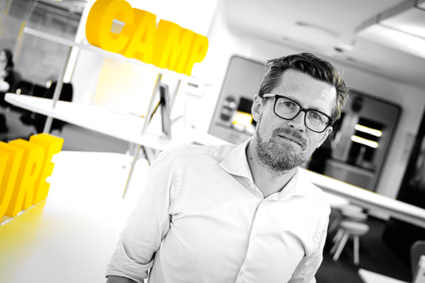 Bild: Interview mit Blockchain-Profi Andreas Freitag von Accenture