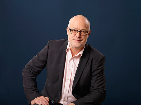 Bild: BABEG-Geschäftsführer Hans Schönegger über die Entwicklung von Österreichs südlichstem Bundesland Kärnten zu einem Innovationsland mit Potenzial zum europäischen Hightech-Hub.