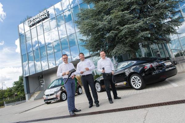 Bild: Power für Fahrzeug und Fahrer