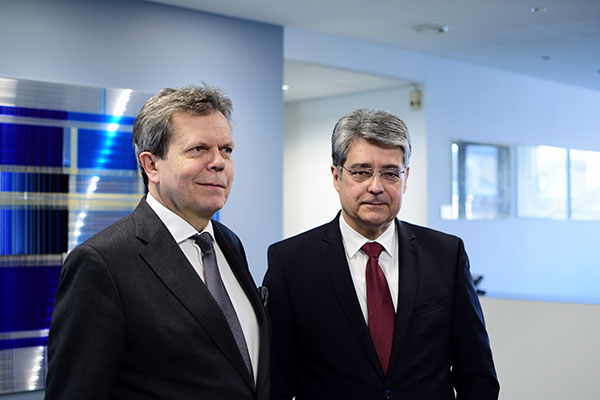 Bild: Kurz vor Weihnachten ist es an der Zeit, Wunschzettel auszufüllen und ins Fenster zu stellen. Etwas in der Art hat im Dezember auch der FEEI getan ...