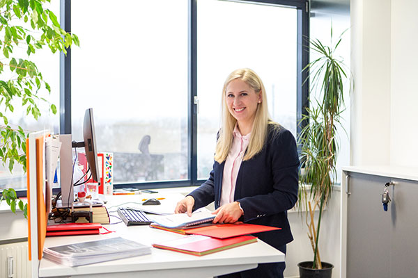 Bild: Ein Gespräch mit SD-Worx-Geschäftsführerin Maria Macho über ein stolzes Jubiläum, die langfristigen Auswirkungen der Corona-Krise und den Mehrwert effizienter Personalverwaltung.