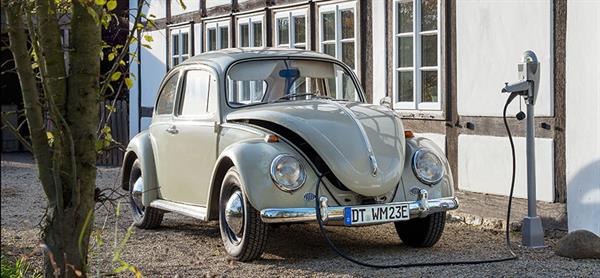 Bild: An Elektroautos kommt niemand vorbei. Deshalb haben zahlreiche Hersteller  das Thema E-Mobility in ihre Portfolios aufgenommen ...