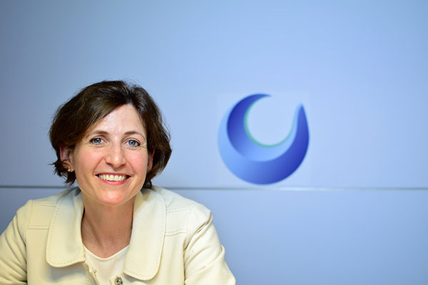 Bild: Gabriele Lang beschäftigt sich seit Jahren damit, wie man Konflikte ­auflösen, Stress reduzieren und Innovation fördern kann. Die Essenz ­ihrer Erfahrungen hat sie digitalisiert ...