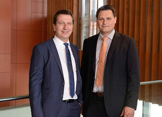 Bild: Die Unternehmensentwicklung von Blum bleibt trotz Corona-Krise stabil. Der Vorarlberger Beschlägehersteller beendet das Wirtschaftsjahr 2019/2020 mit 1.906,92 Millionen Euro Umsatz.