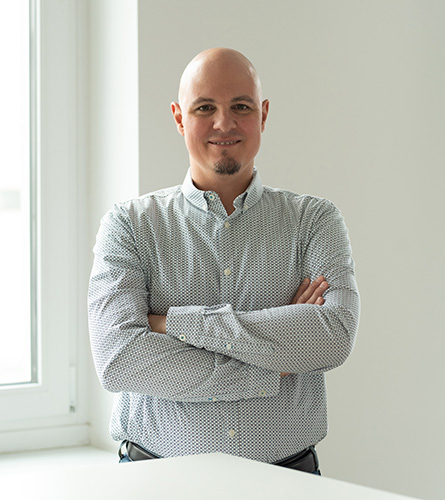 Bild: Christoph Ungersböck, österreichischer Geschäftsführer des Sensorspezialisten und Innovationstreibers Sick im Gespräch über die aktuelle Entwicklung und seine Antwort auf die Krise. 