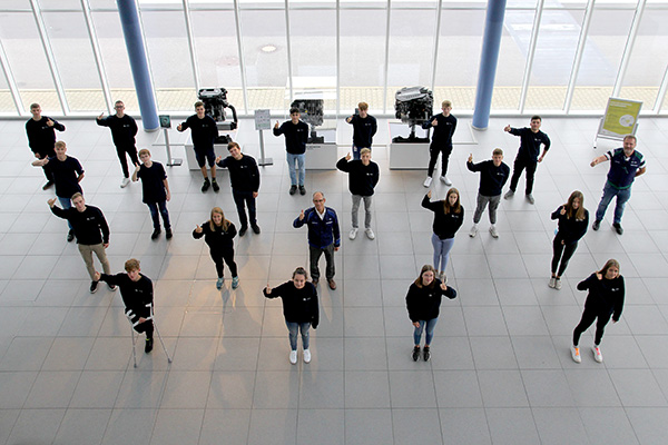Bild: Die BMW Group in Österreich stellte zusammen mit den Händlerpartnern im Jahr 2020 bislang 90 neue Lehrlinge ein. Damit bekennt sich die Gruppe klar zum Standort Österreich. 