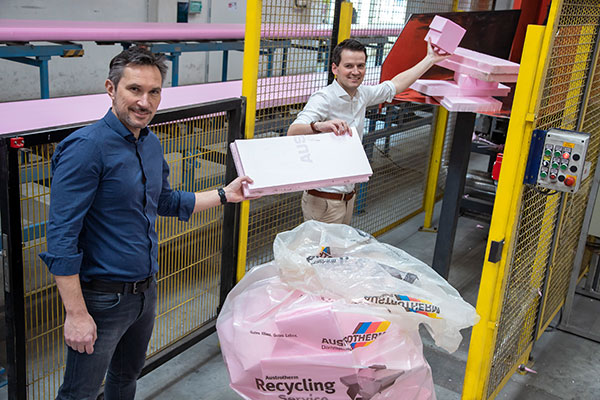 Bild: Mit Österreichs erstem klimaneutralen Abholservice für XPS-Baustellenverschnitte startet der Dämmstoffspezialist Austrotherm ein zukunftsorientiertes Kreislauf­projekt ...