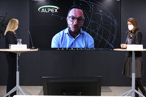 Bild: Das internationale Forschungsförderungsnetzwerk Eureka wirkt als Innovationsmotor und treibt länderübergreifende Geschäftsbeziehungen voran – davon profitiert auch der Standort Tirol.