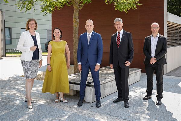 Bild: Eine neue strategische Partnerschaft österreichischer Experten macht die Steiermark zum globalen Vorreiter in der Prüfung und Zertifizierung von künstlicher Intelligenz.