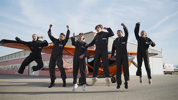 Bild: Siemens setzt in Österreich bereits seit 100 Jahren auf die Nachwuchskräfte der Zukunft. Und das mit großem Erfolg: Mehr als 6.500 technisch-gewerbliche und rund 1.600 kaufmännische Lehrlinge ...