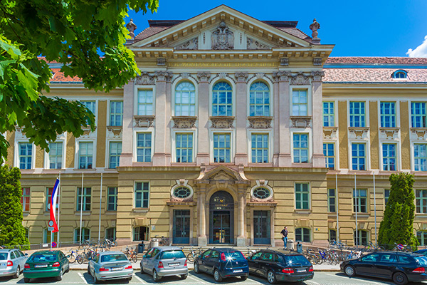 Bild: Die AMAG und B&C investieren über eine Million Euro in den Ausbau der Aluminiumforschung an der Montanuni Leoben ...