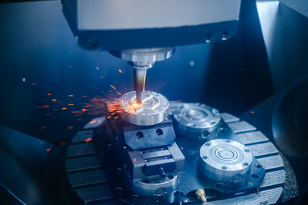 Bild: Die Intertool kehrt auf den Messekalender zurück. Mit stark erweitertem Konzept und erstmals in der Industriehochburg Oberösterreich. Erleben Sie von 10. bis 13. Mai 2022 in Wels ...