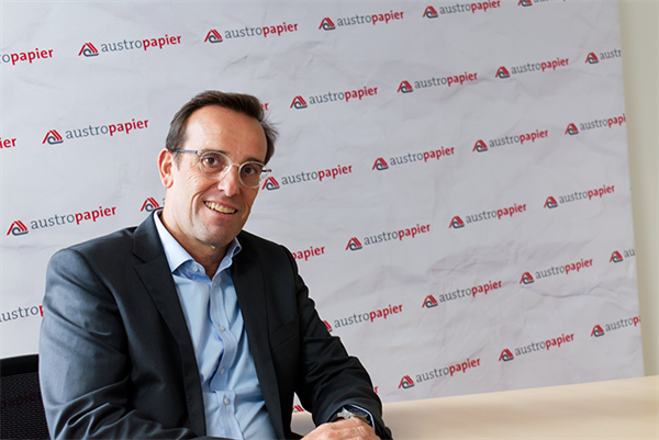 Bild: Papier ist geduldig, sagt man. Derzeit ist es aber in Europa vor allem eines: teuer in der Herstellung. Rohstoff- und Energiekosten explodieren als Folge von zerrütteten Lieferketten ...