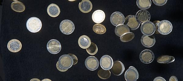Bild: Zahl der Austro-Dollarmillionäre besonders stark gesunken