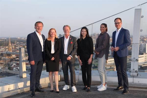 Bild: Babyboomer versus Generation Z