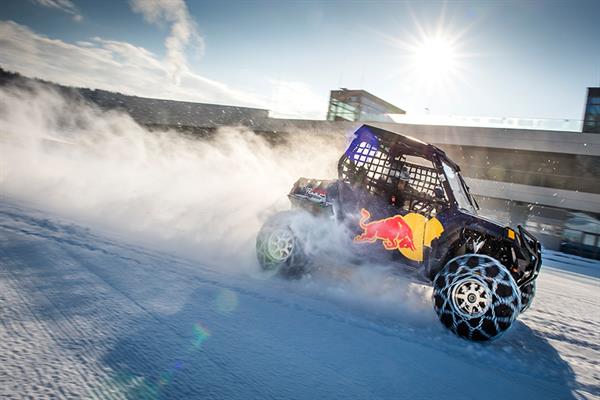 Bild: Business is better on a race track