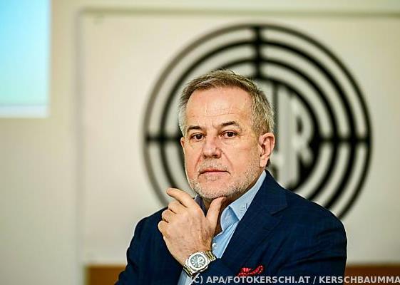 Bild: Putin: Siegfried Wolf darf russisches Schaeffler-Werk kaufen