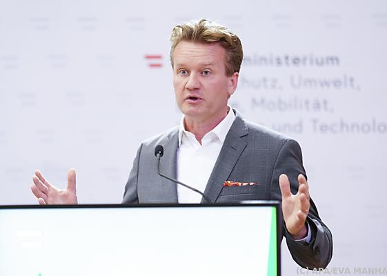 Bild: IV-Präsident Knill sieht Standort Österreich gefährdet