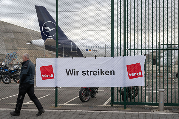Bild: Zweitägiger Warnstreik bei Lufthansa trifft Passagiere