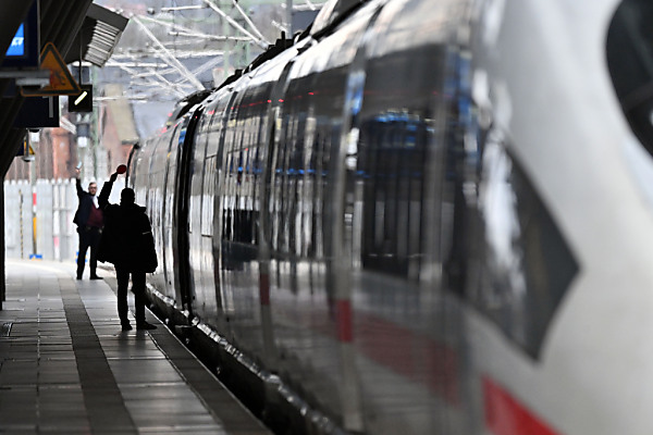 Bild: Deutscher Bahnstreik führt auch zu Ausfällen in Österreich