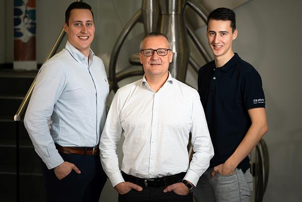 Bild: Aus einer Hand