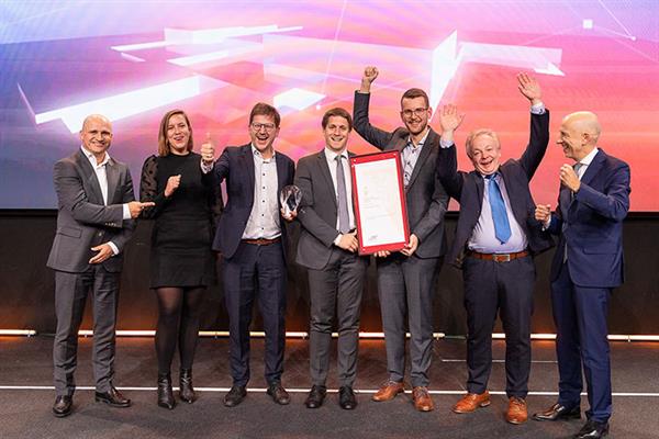 Bild: Bundesminister Kocher zeichnete Engel Austria mit Staatspreis Innovation 2024 aus. Der Sonderpreis Econovius ging an Novasign für das Projekt „SmartBio“. 