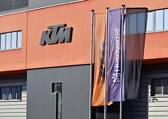 Bild: Erster Arbeitstag in der Produktion von KTM ganz nach Plan