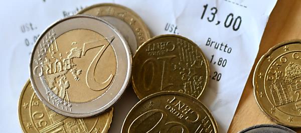 Bild: Mahrer will komplette Abgabenbefreiung von Trinkgeld