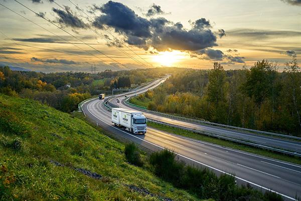 Bild: Mehr als 25 Jahre Erfahrung und immer ein stabiles Netzwerk sowie ein verlässlicher, flexibler Partner für Kunden und Systemteilnehmer – das zeichnet die Systempo Spedition & Logistik GmbH aus.