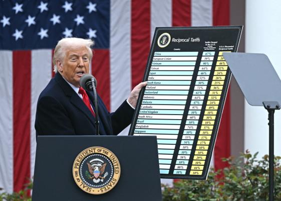 Bild: US-Gericht setzt Trumps Zölle wieder in Kraft