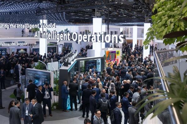 Bild: KI geht ins Netz