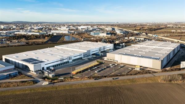 Bild: Schlüsselübergabe im VGP Park Laxenburg