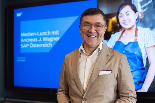 Bild: Aus dem Orbit nach Österreich