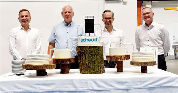 Bild: Zehn Jahre Scheuch LIGNO voller Energie