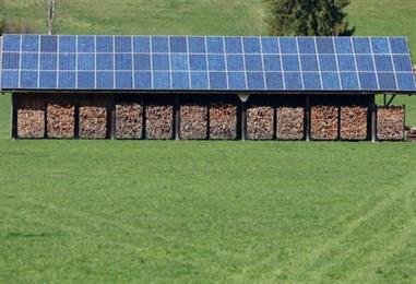 Bild: PV-Branche erwartet hohe Investitionen in Speicher