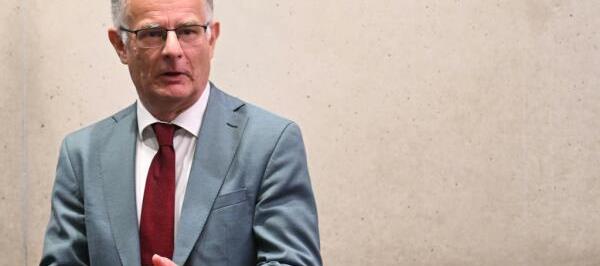 Bild: Marterbauer will sich gegen 