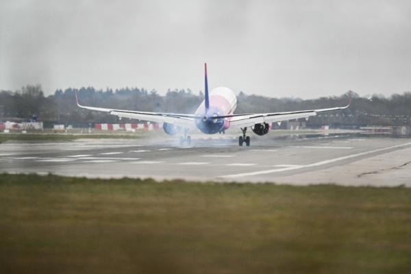 Bild: Londoner Flughafen Gatwick bekommt zweite Landebahn