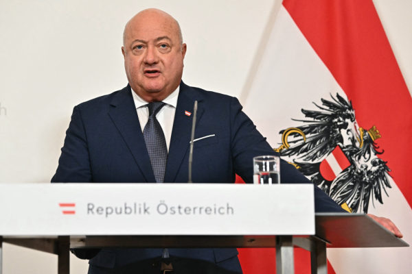 Bild: Stocker lobt Verhandler nach Metaller-Abschluss