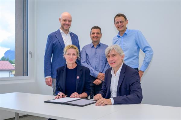 Bild: Deutsche Telekom kauft synedra aus Österreich