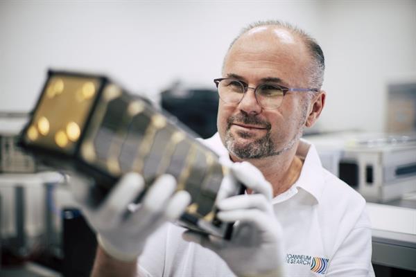 Bild: Meilenstein in der Satellitenkommunikation