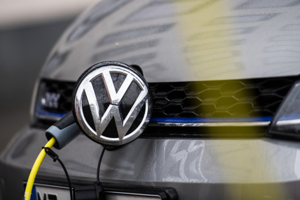 Bild: VW-Konzern verkauft weltweit etwas mehr