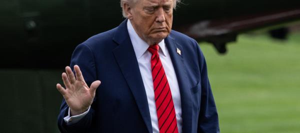 Bild: Trump: Zusätzliche 100-Prozent-Zölle auf chinesische Waren